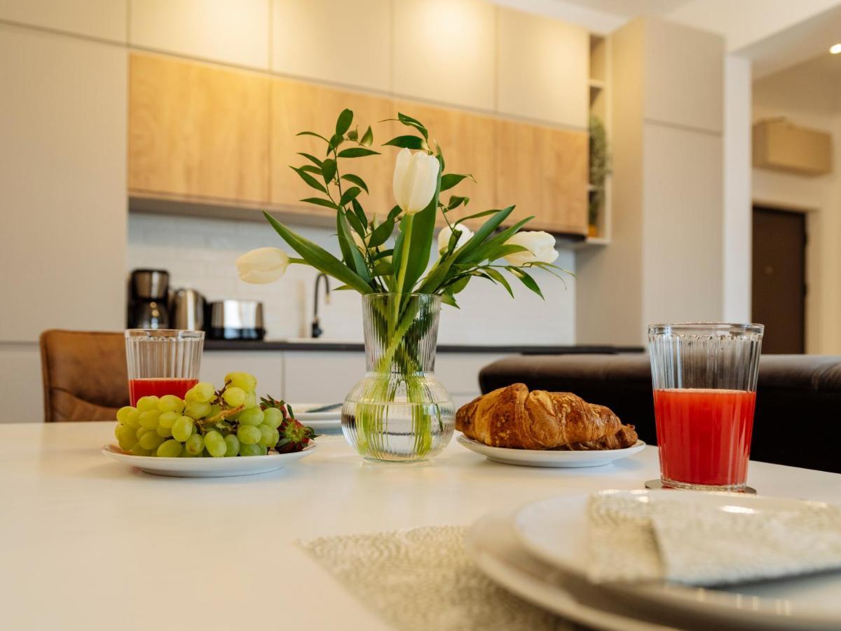 Sunny 2Br Flat - Top Location - Amazing Balcony Bucureşti Eksteriør bilde